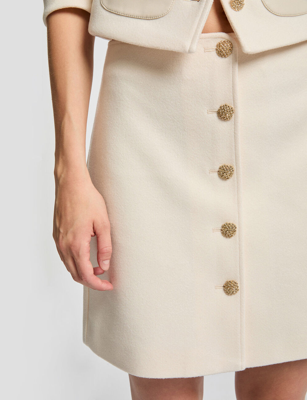 Jupe courte ajust&eacute;e ivoire femme