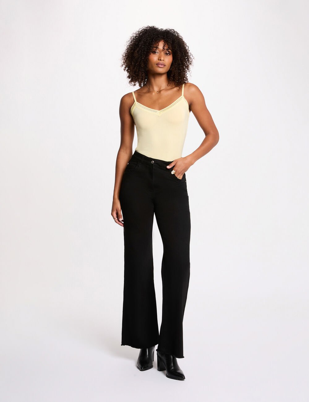 Tanktop met dunne bandjes kant lichtgeel vrouw