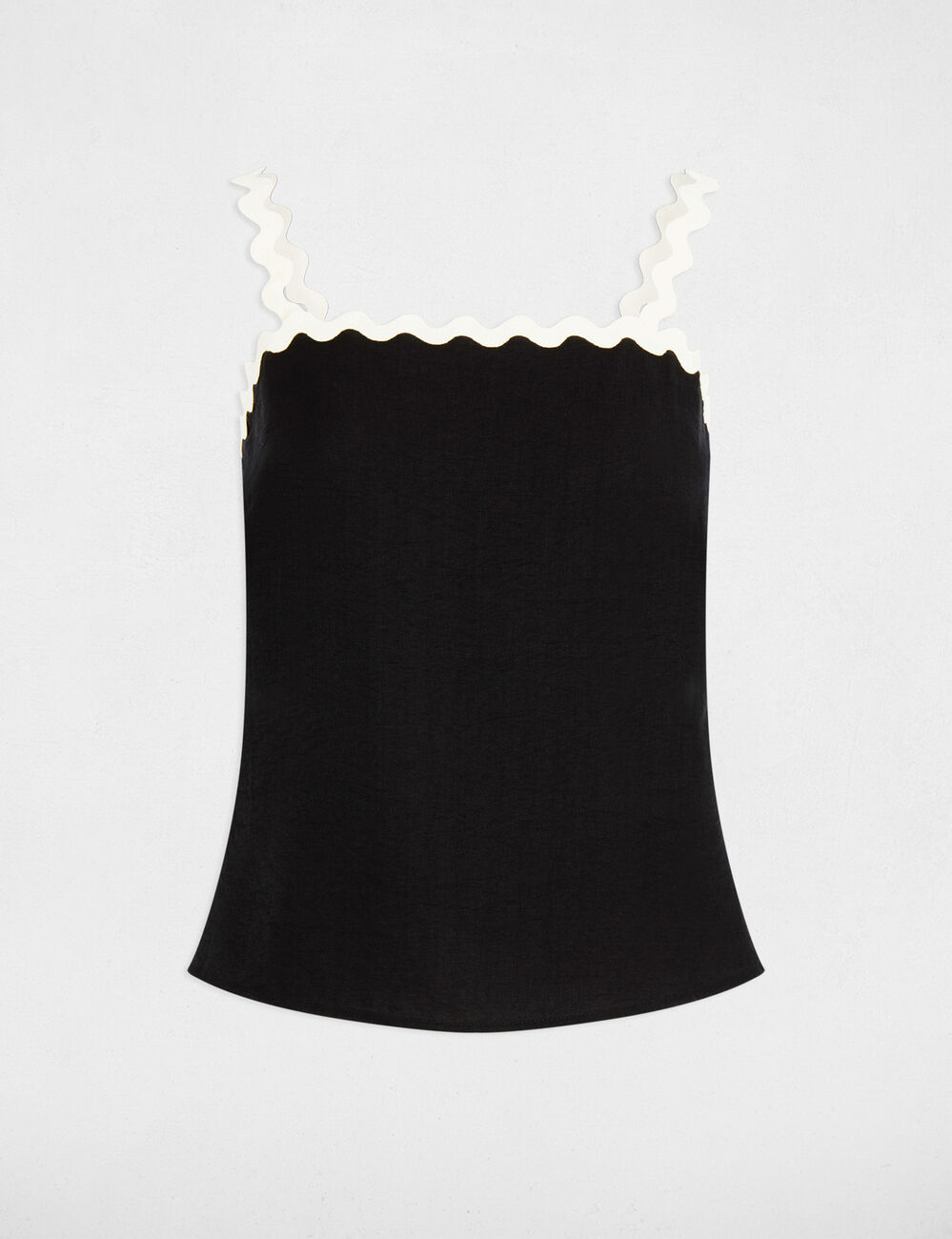 Nauwsluitende top zwart vrouw