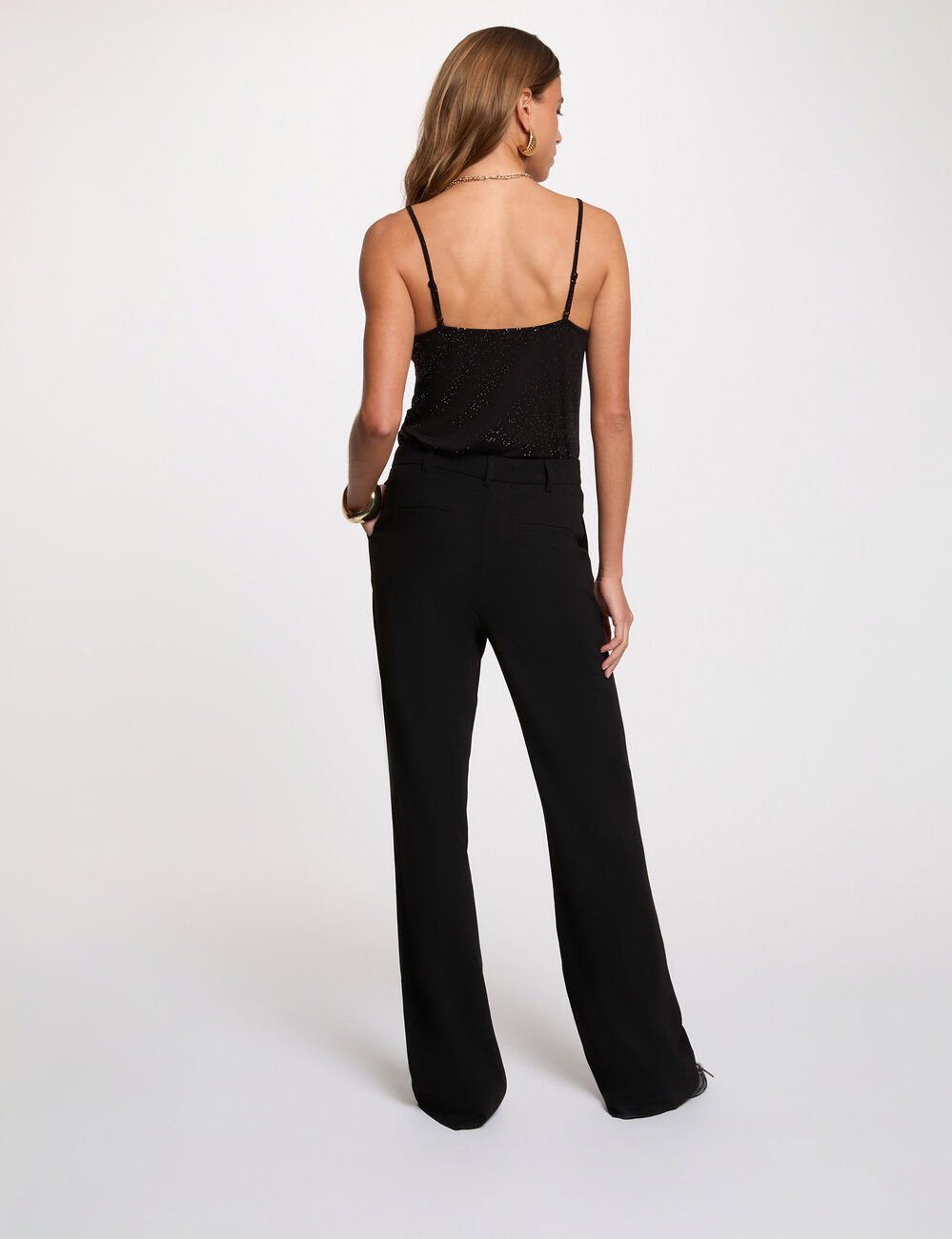 Kantentop met v-hals zwart vrouw