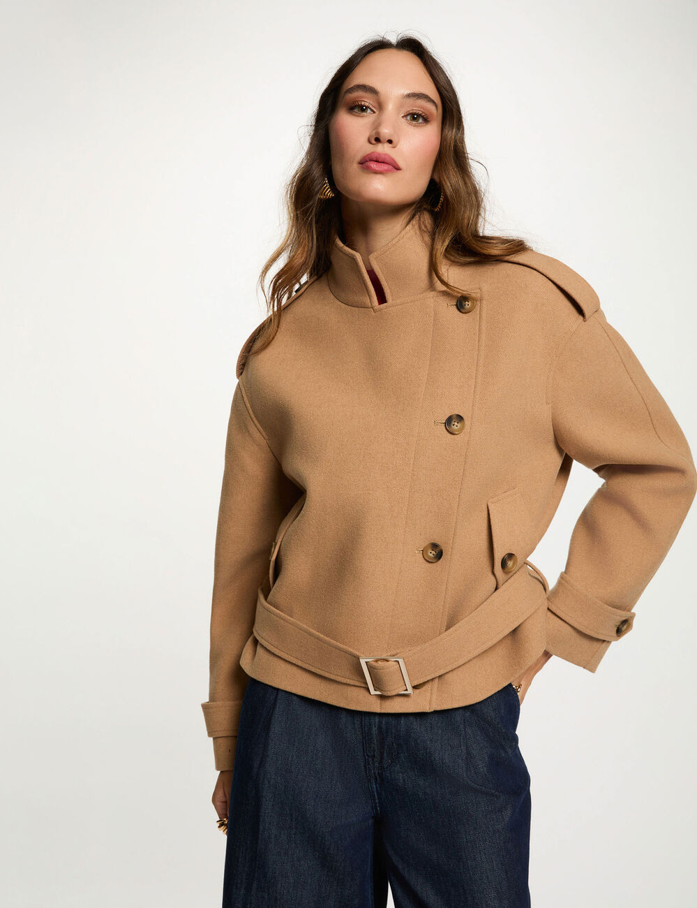 Oversized korte jas beige vrouw
