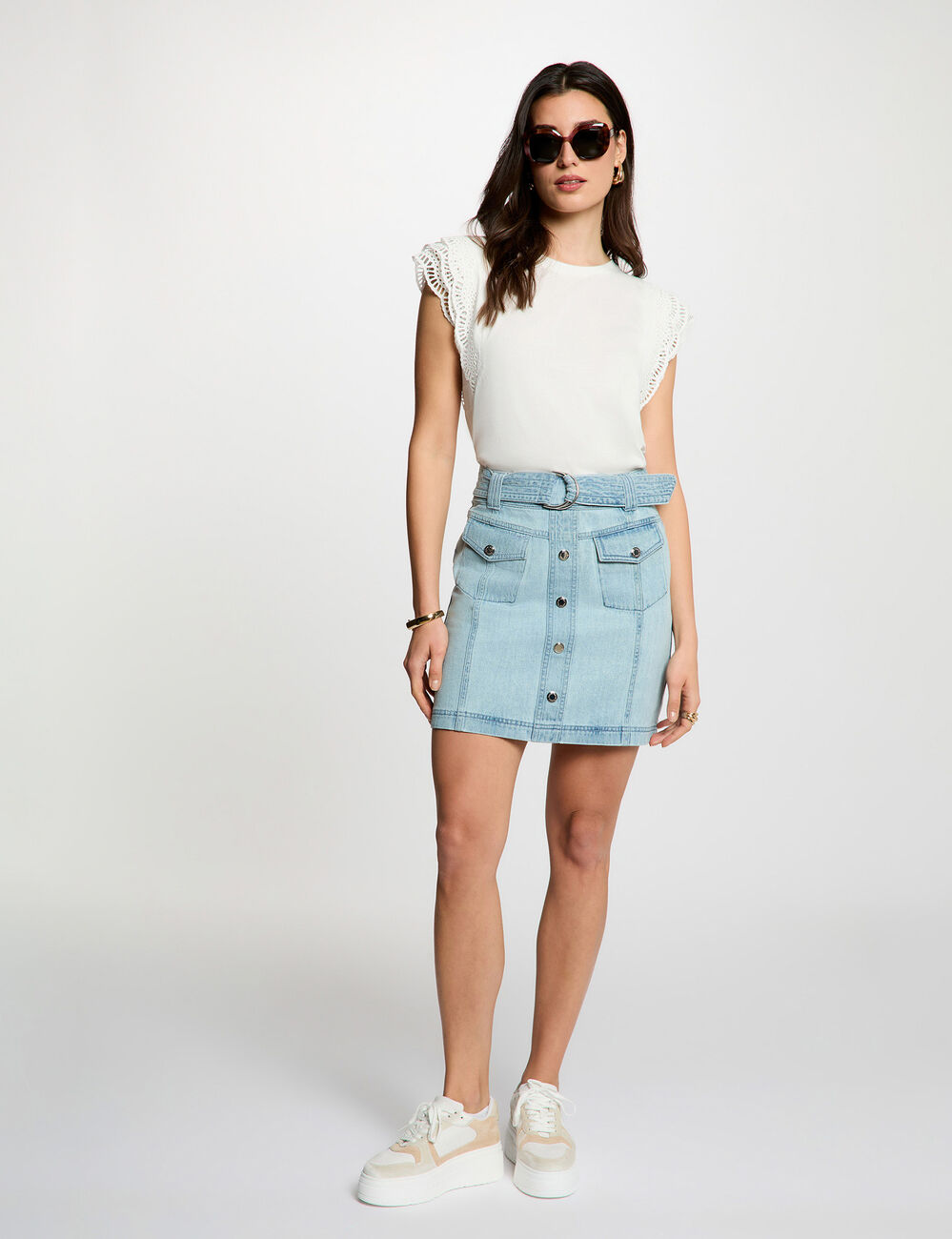 T-shirt met kanten mouwen helder wit vrouw