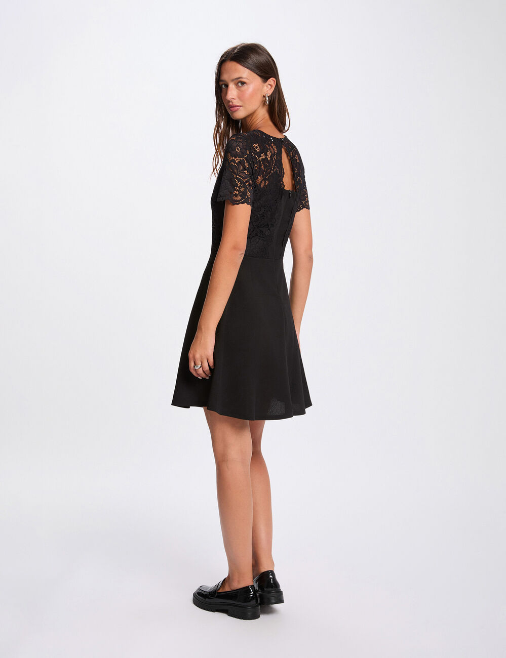 Robe ajustée dentelle noir femme