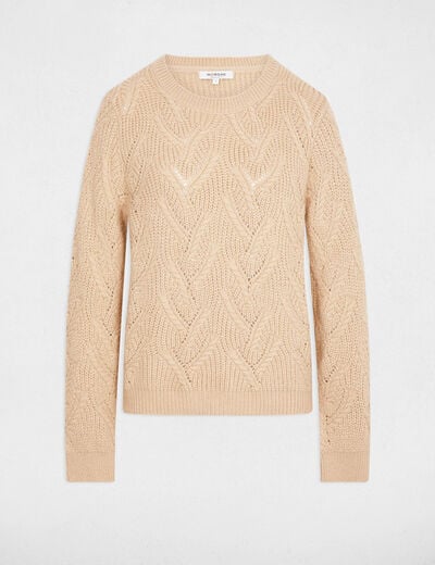 beige vrouw