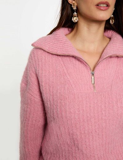 trui met truckerkraag oud roze vrouw Trui met truckerkraag oud roze vrouw