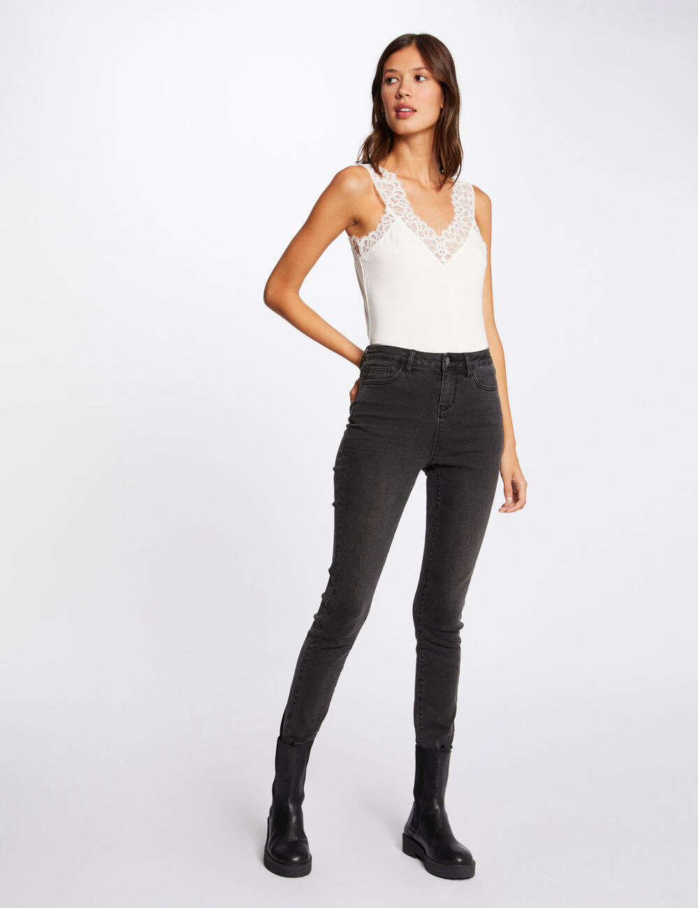 Kanten topje met brede bandjes ecru vrouw