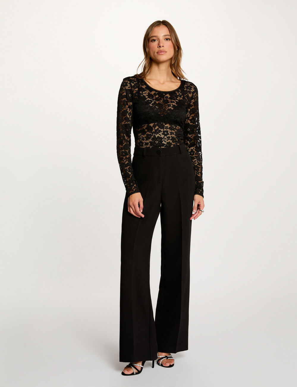 Kant body met diepe hals zwart vrouw