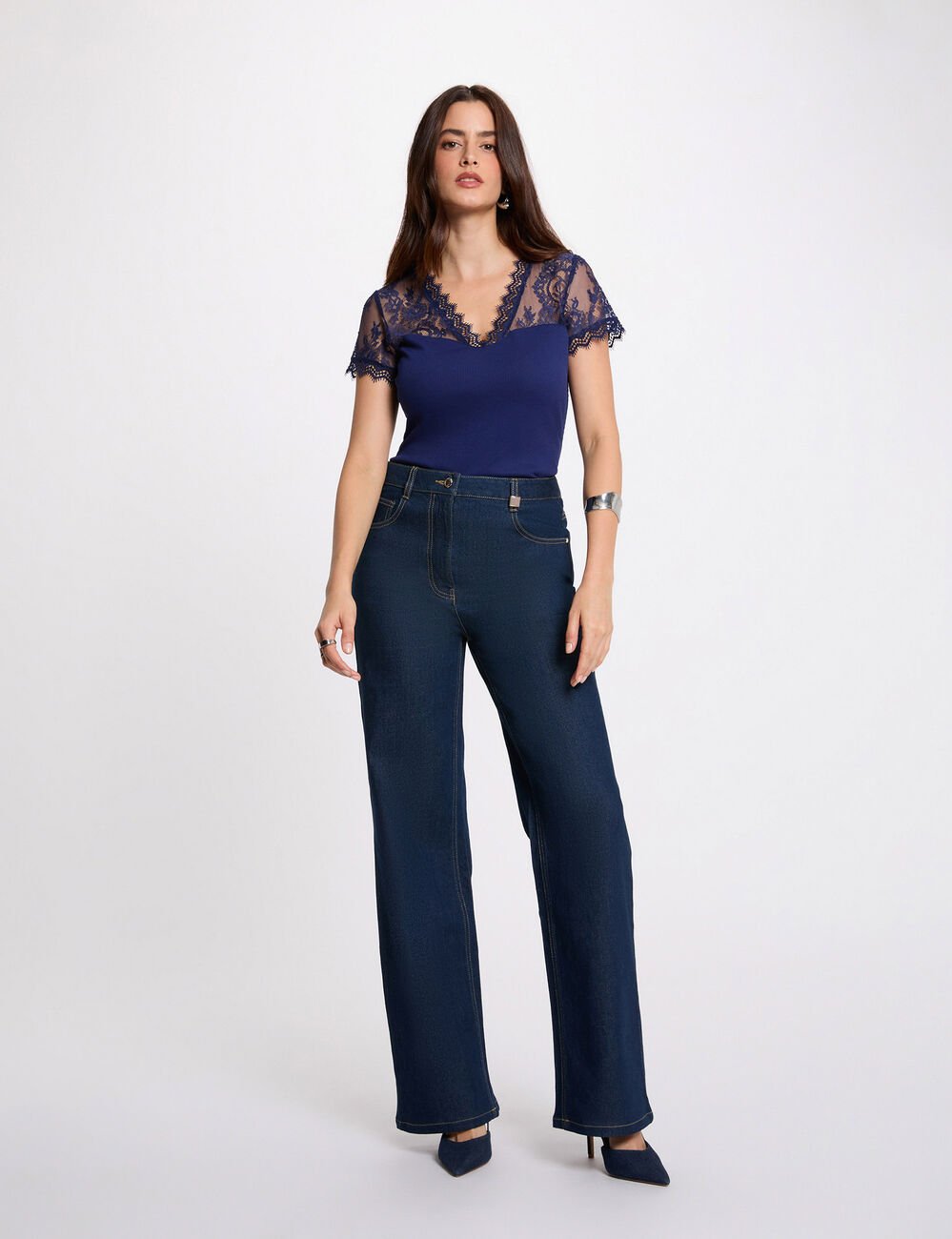 T-shirt manches courtes &agrave; dentelle bleu marine femme