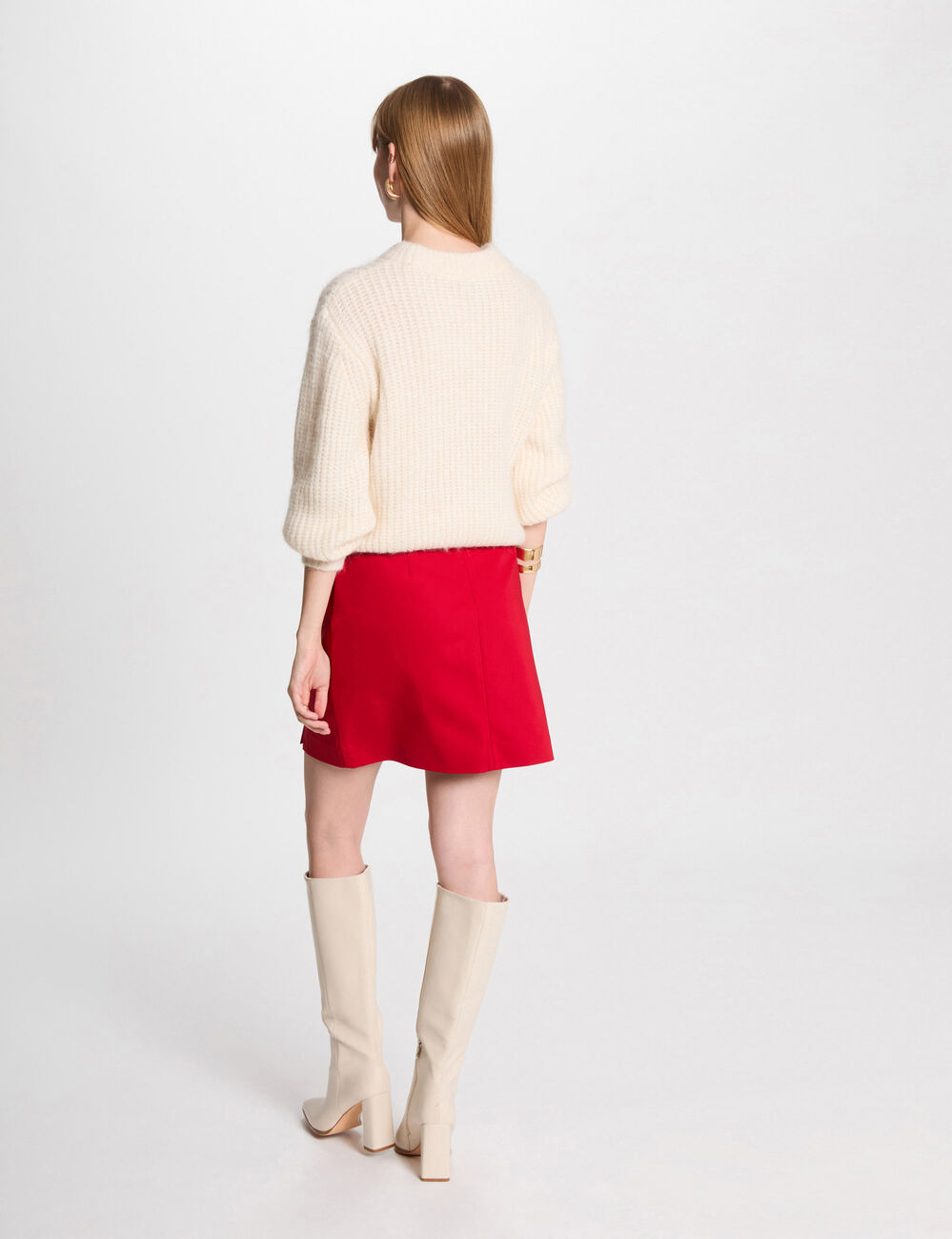Korte rok met knopen rood vrouw