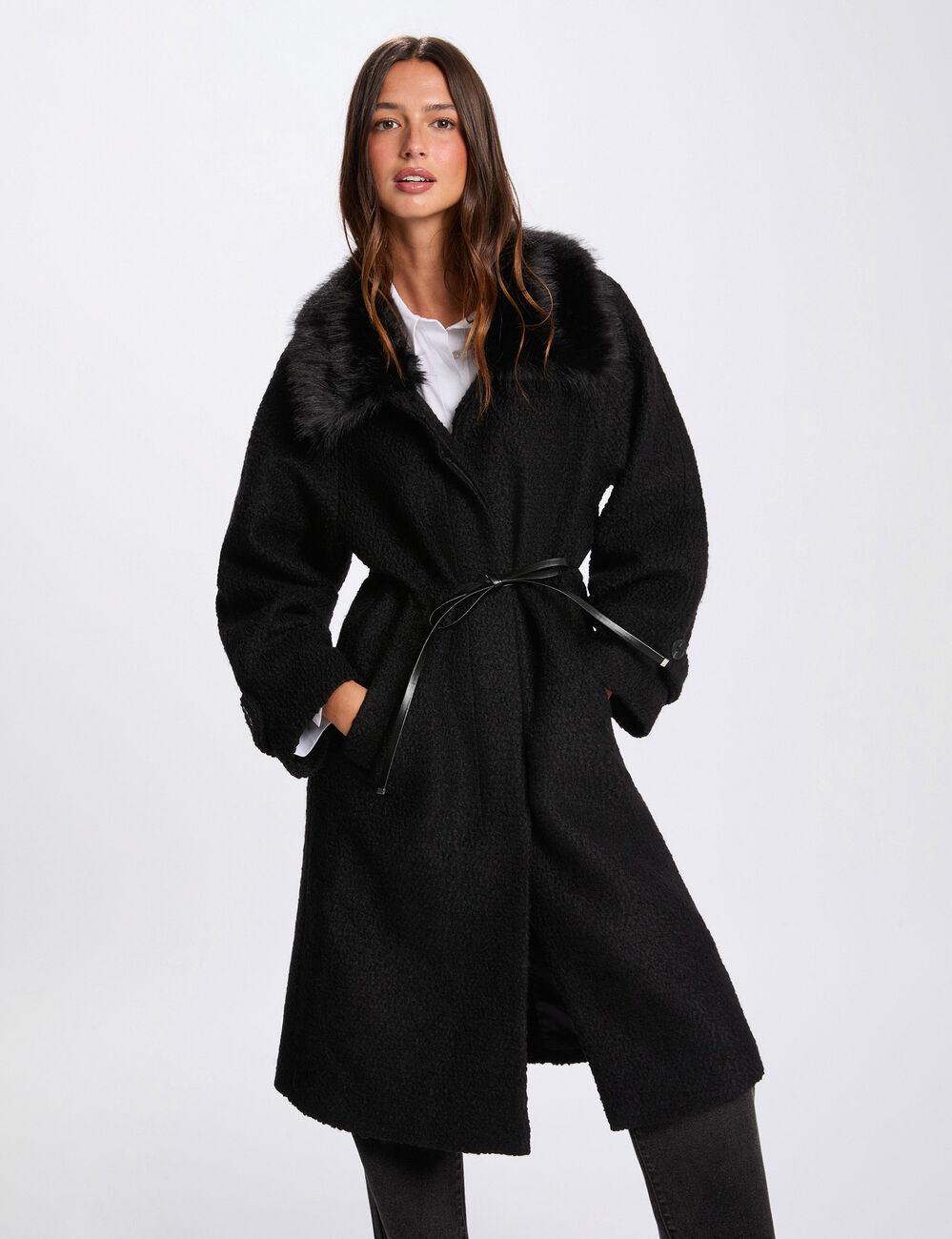 Manteau long fausse fourrure noir femme
