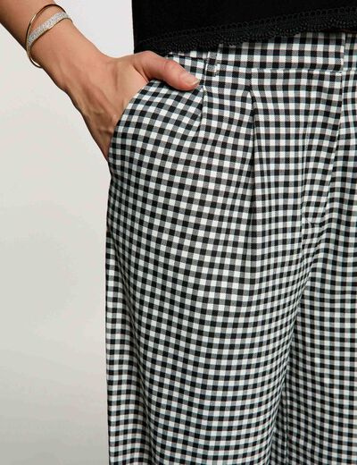 Plooibroek zwart vrouw