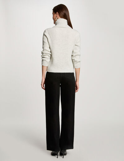 Pull col roul&eacute; &agrave; boutons gris clair femme