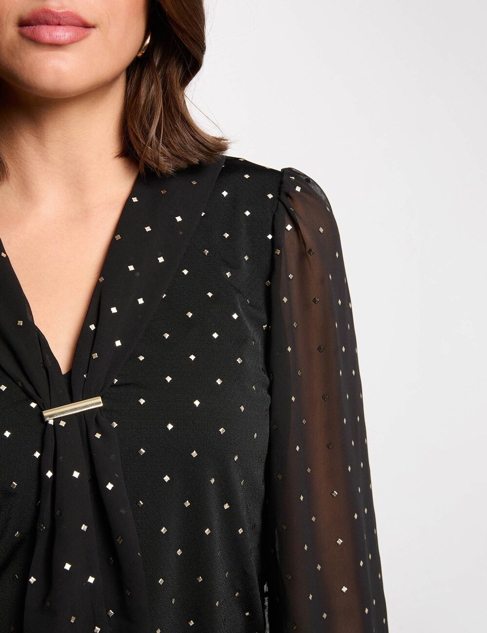 T-shirt met lavallièrekraag zwart vrouw