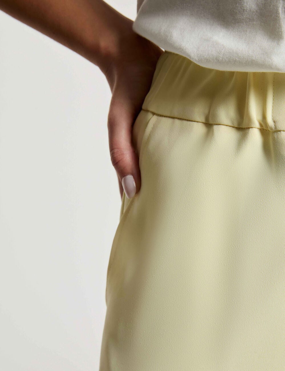 Pantalon large taille haute jaune pastel femme