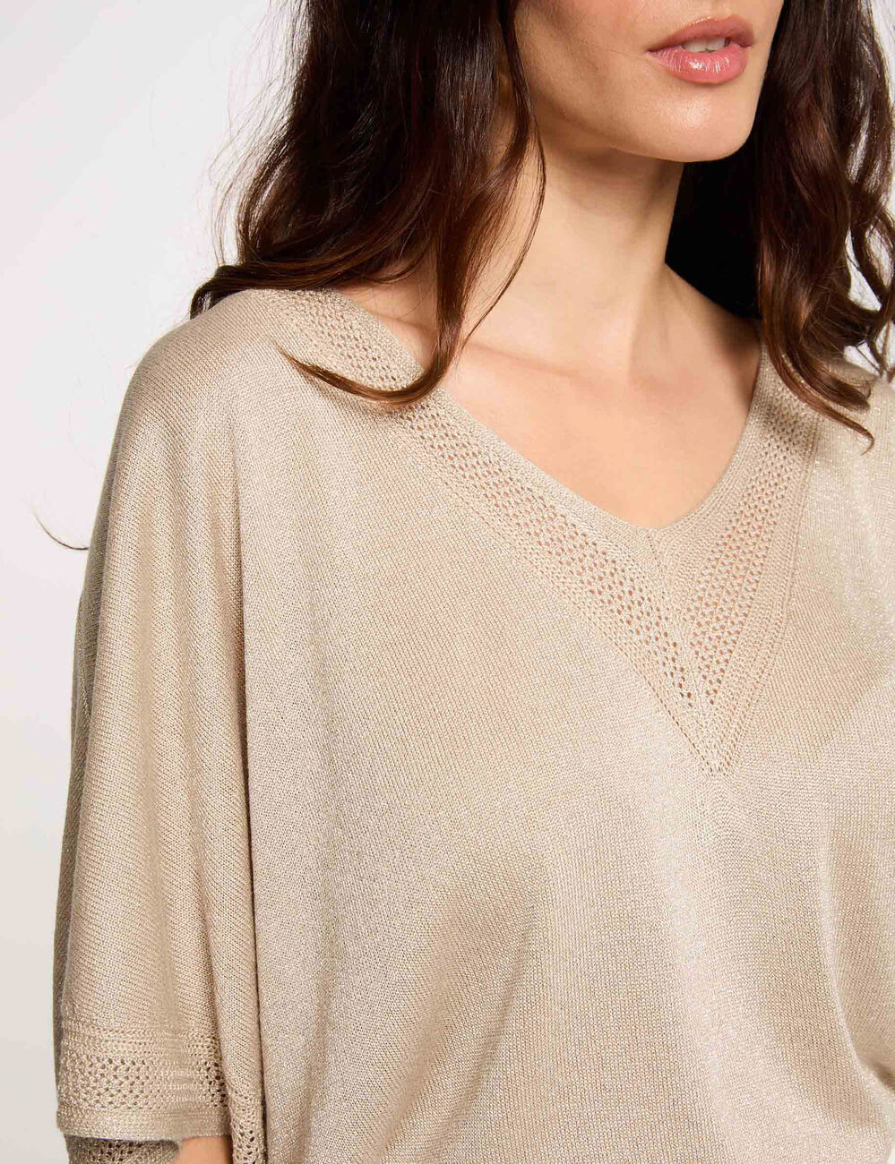 Pull col en V manches courtes sable femme