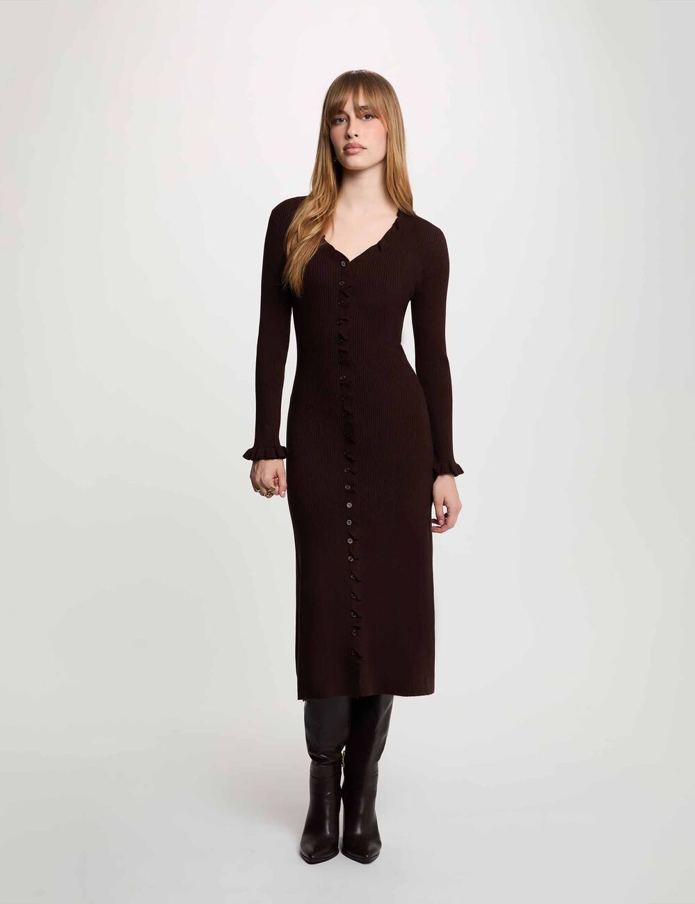 Robe tricot longue col v marron fonc&eacute; femme
