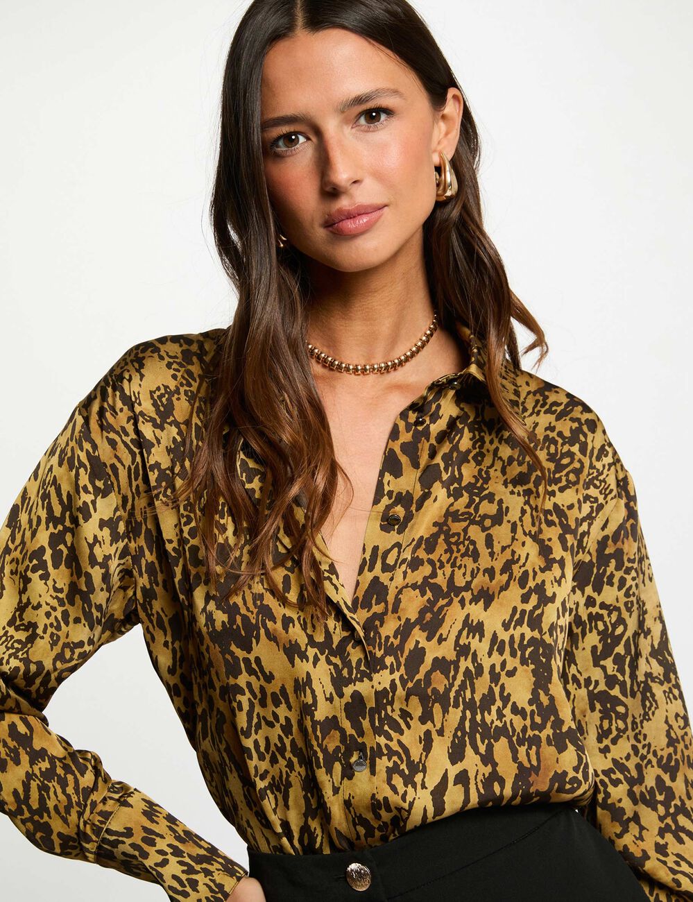 Chemise satinée imprimée multicolore femme