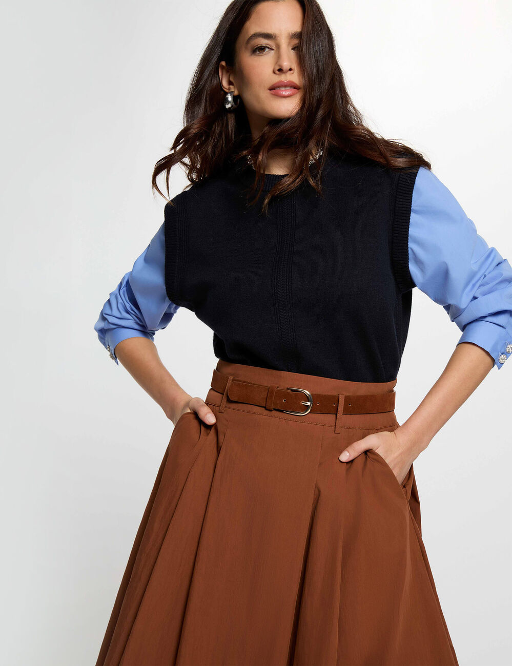 Pull ajust&eacute; col &agrave; revers bleu marine femme