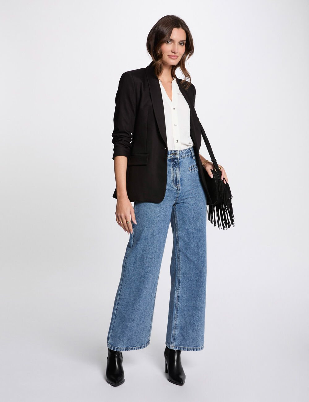 Korte jas met sjaalkraag zwart vrouw