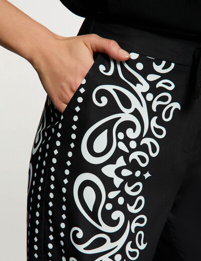 Pantalon fluide imprim&eacute; noir femme