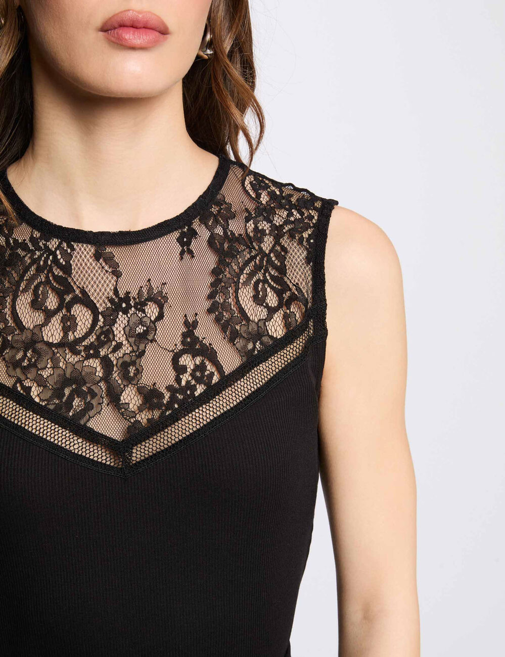 Mouwloos t-shirt zwart vrouw