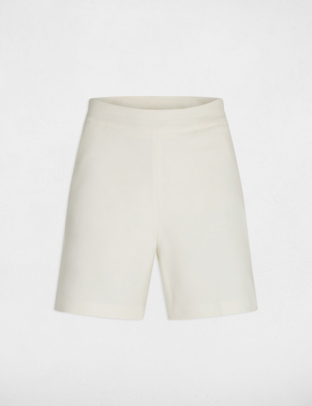 Short droit taille haute à pinces ecru femme