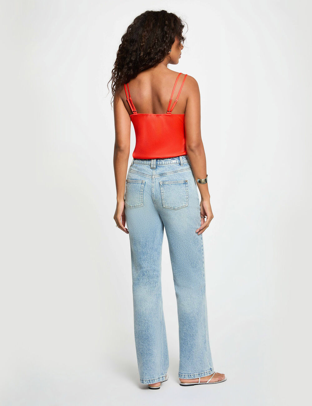 Top satin &agrave; bretelles rouge vif femme