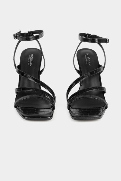 Gelakte sandalen met krokodillenhakken zwart vrouw