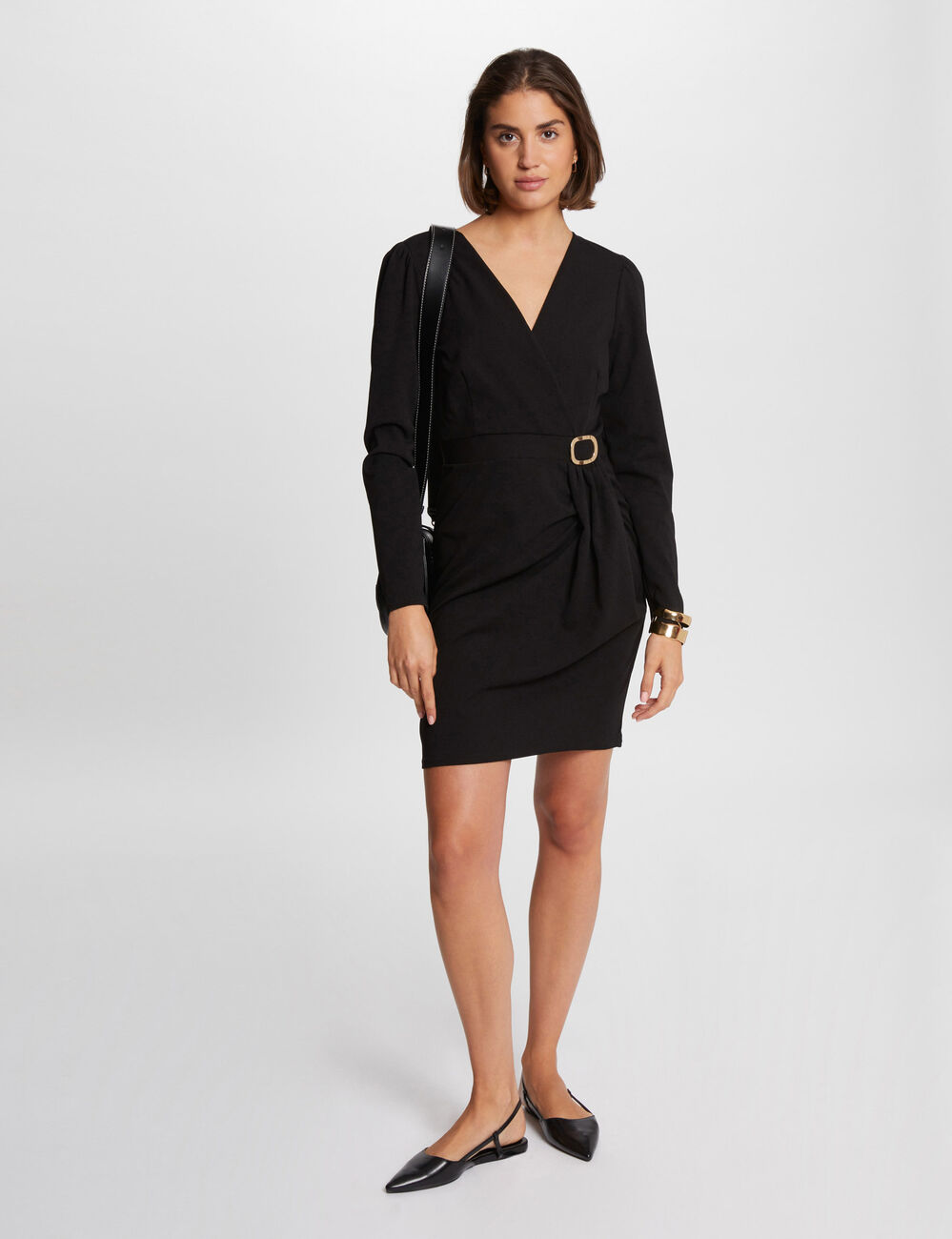 Robe courte ajust&eacute;e drap&eacute;e noir femme