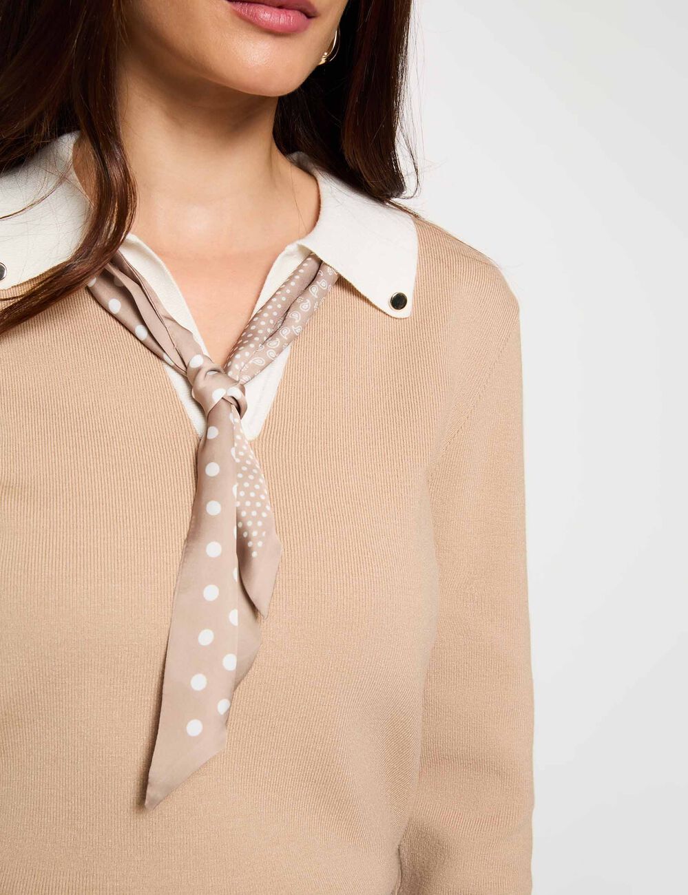 Trui met omgeslagen kraag beige vrouw