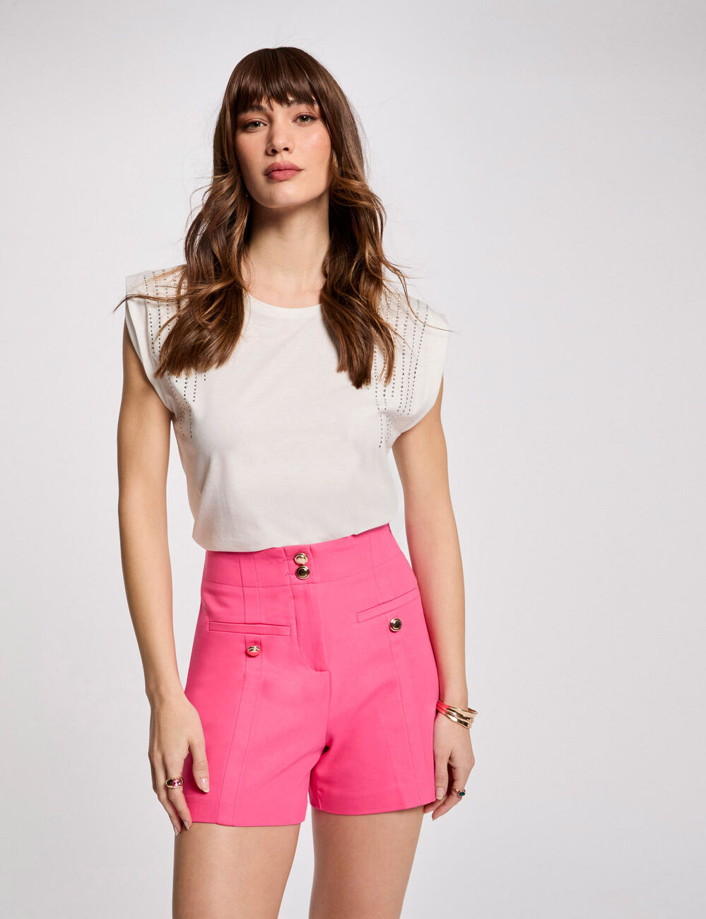 Rechte korte broek met plooien roze vrouw