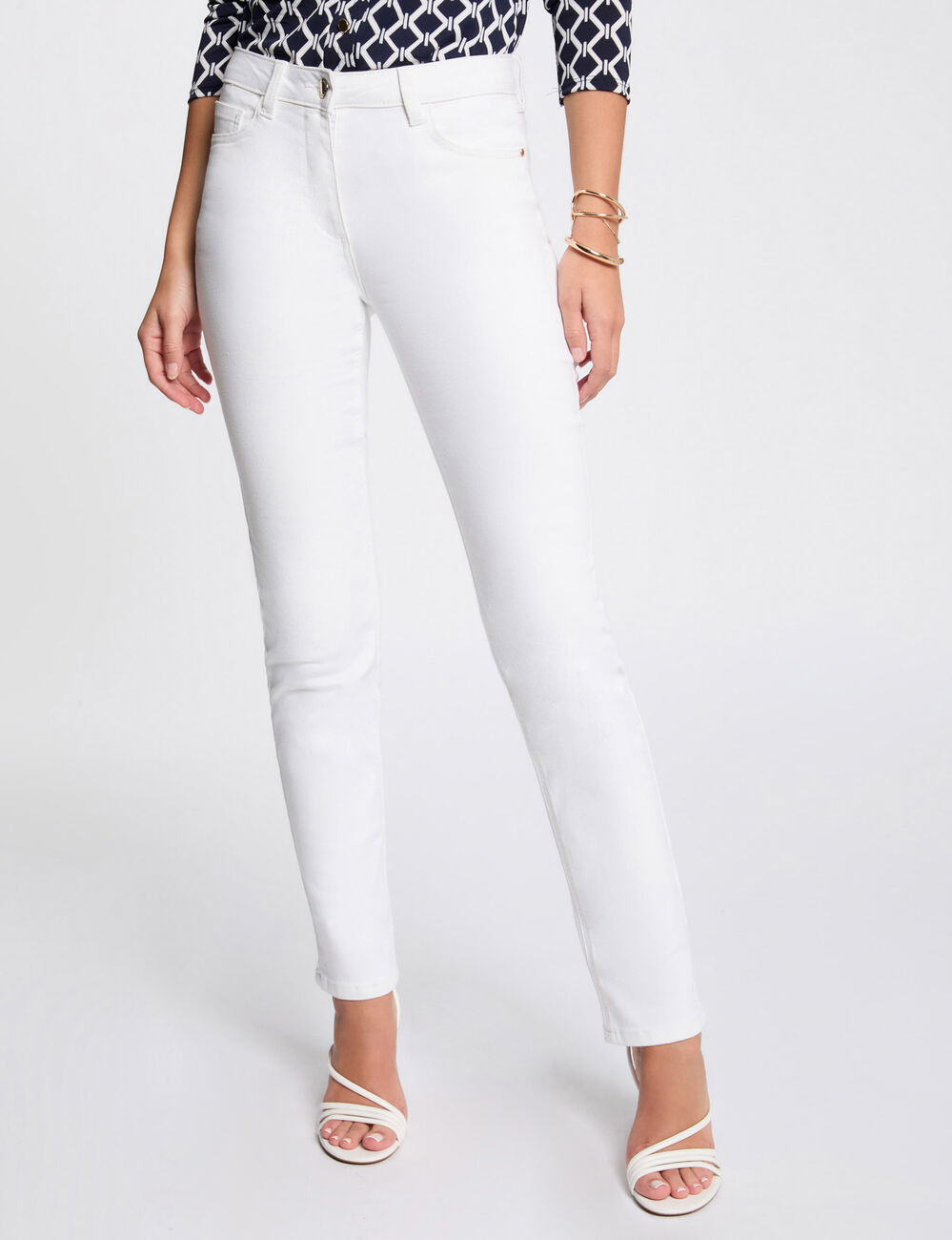 Rechte broek helder wit vrouw