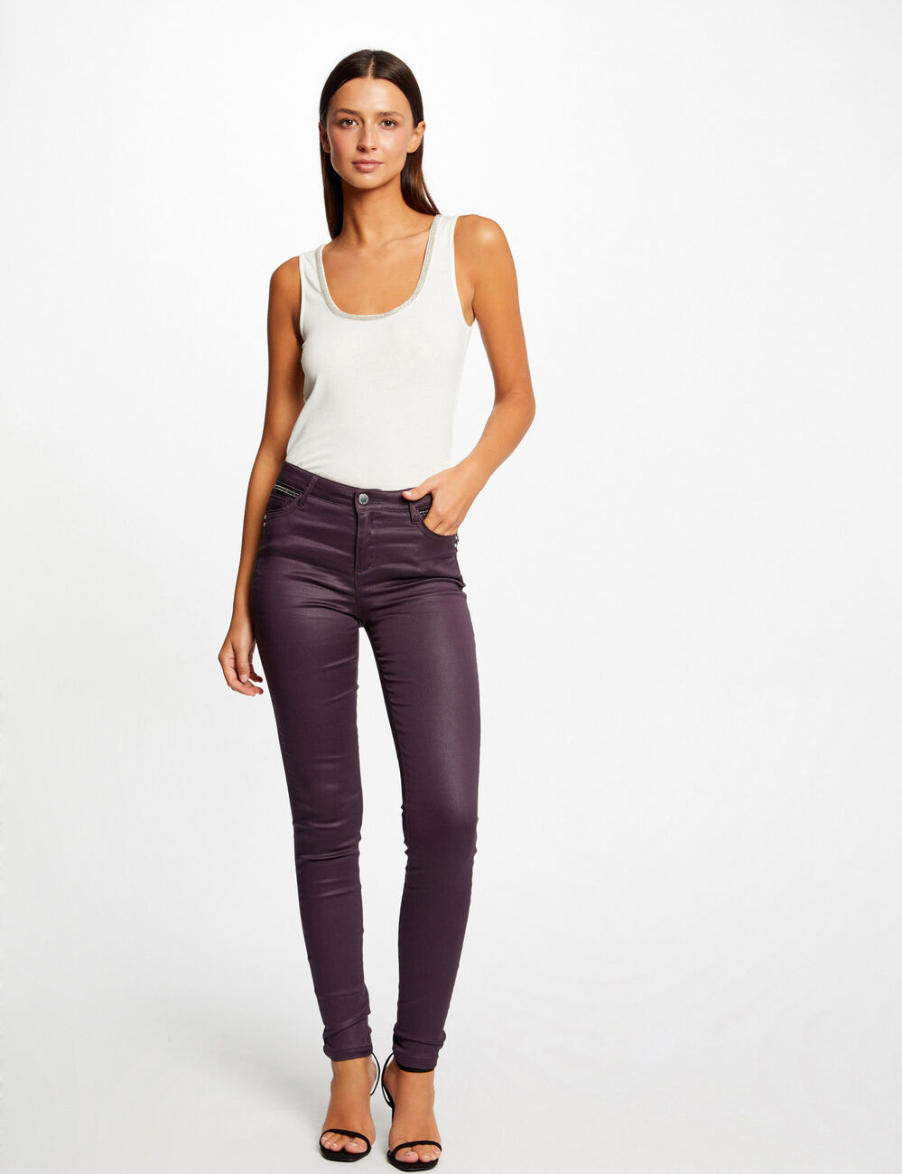 Gecoate skinny broek met juweeldetails pruim vrouw