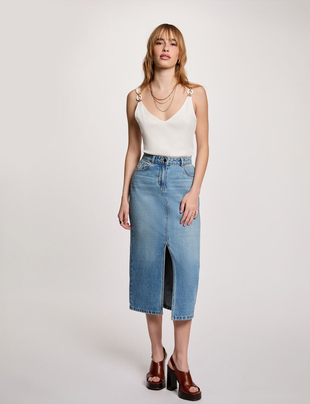 D&eacute;bardeur cintr&eacute; col v blanc femme