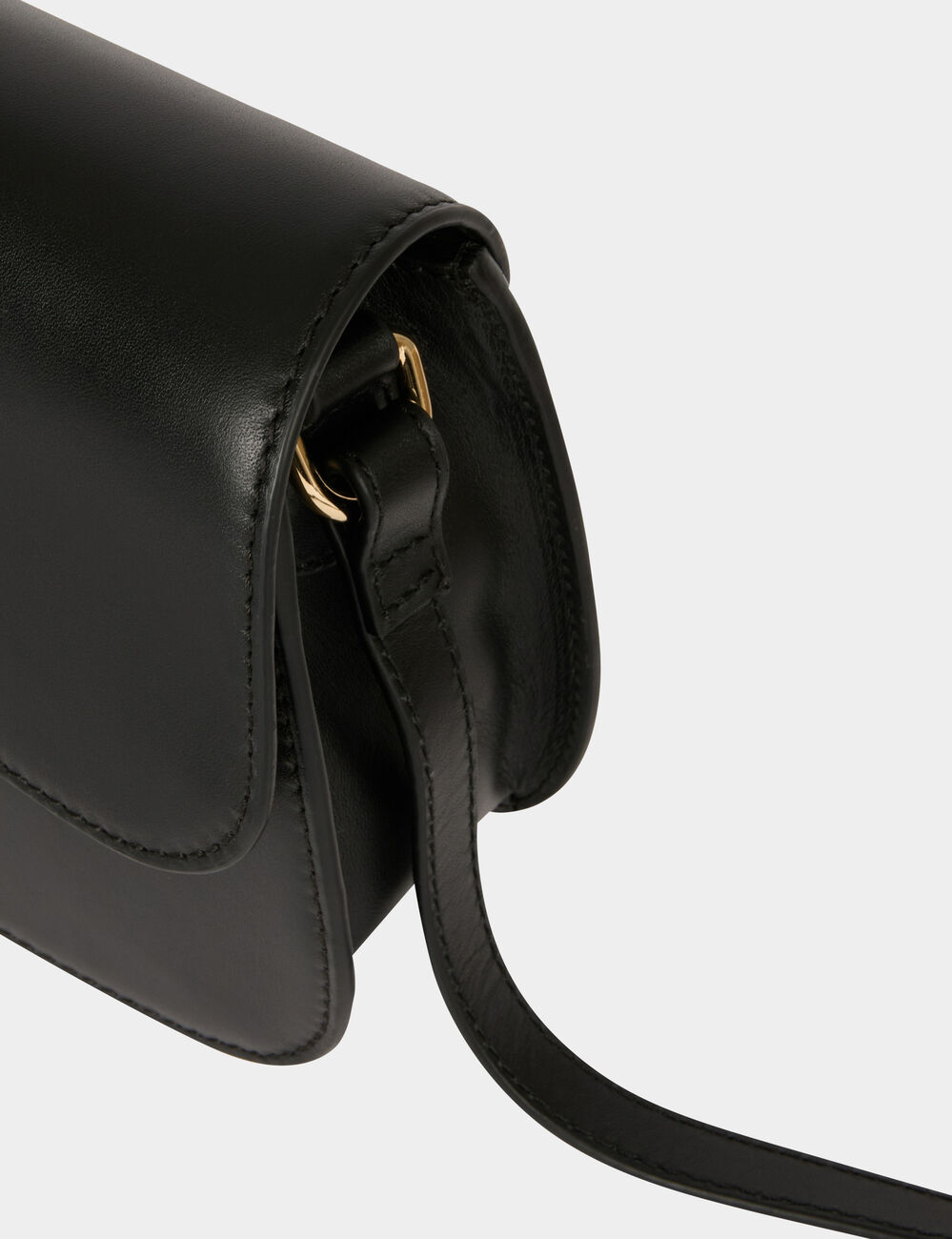 Sac bo&icirc;te bandouli&egrave;re noir femme