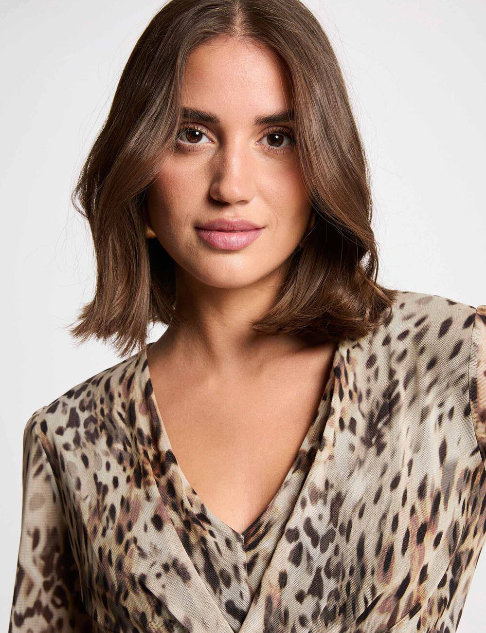 Getailleerd V-hals T-shirt meerkleurig vrouw