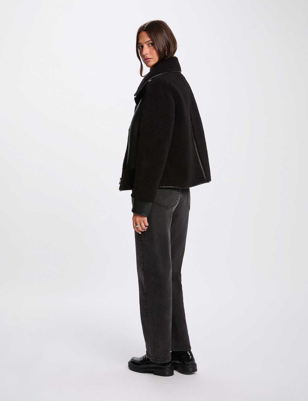 Manteau court col tailleur noir femme