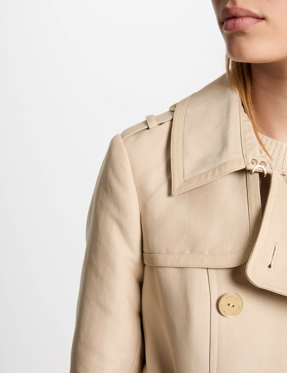 Lange trenchcoat met riem zand vrouw