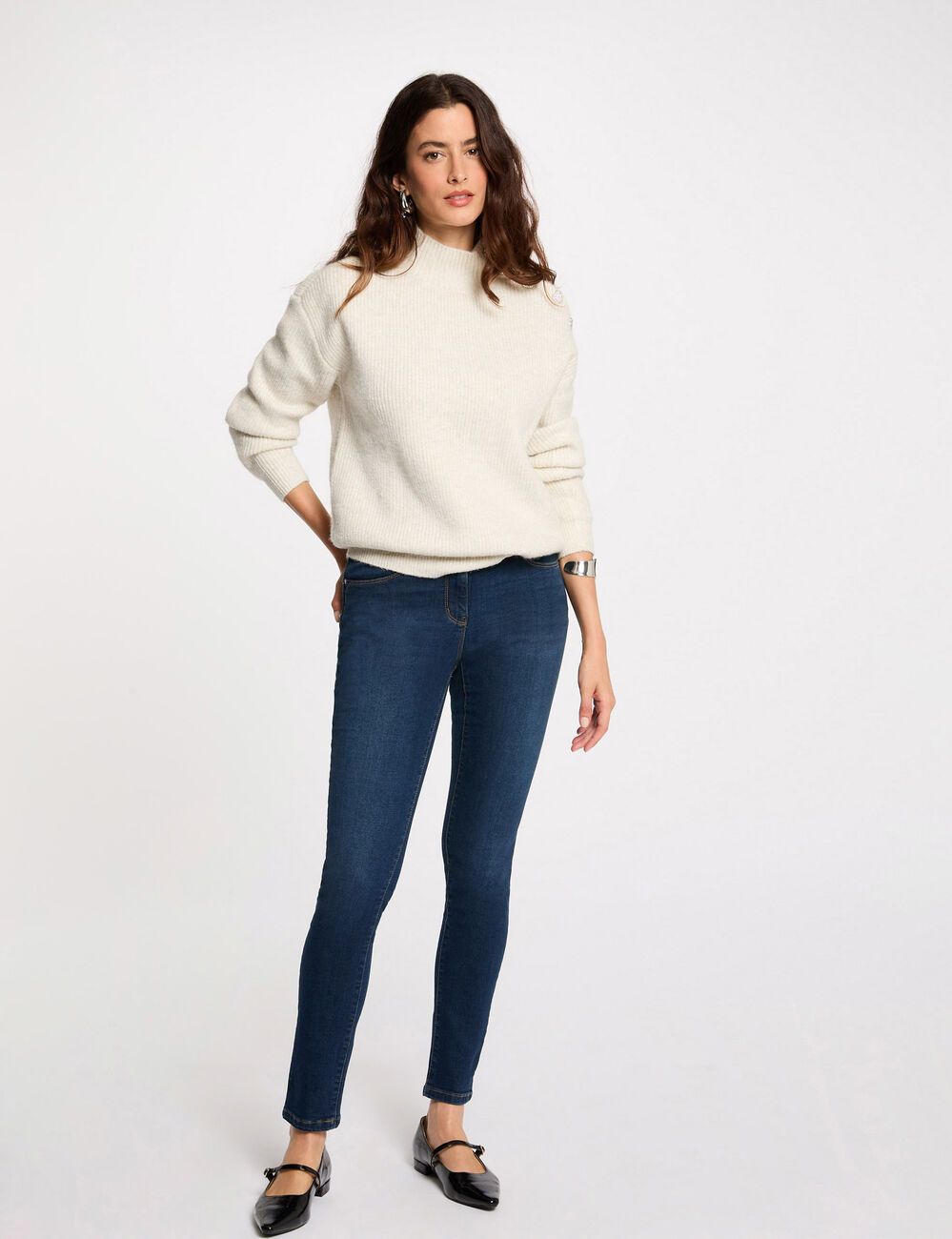 Pull manches longues avec boutons ivoire femme