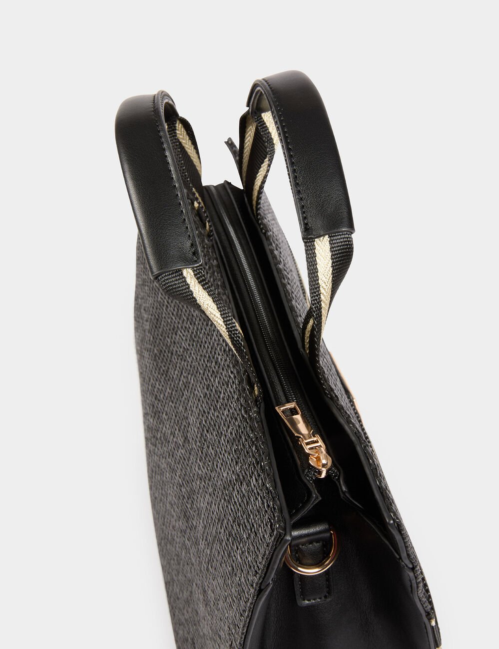 Gevlochten shopper zwart vrouw