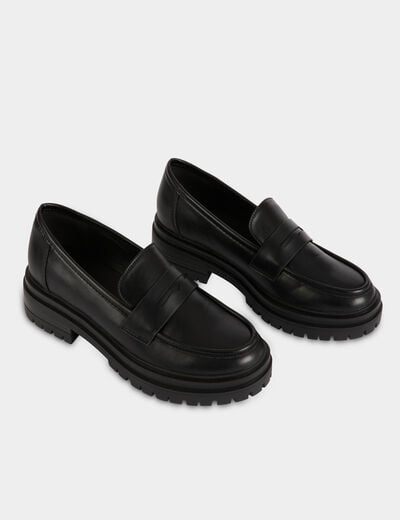 Mocassins semelle crant&eacute;e noir femme
