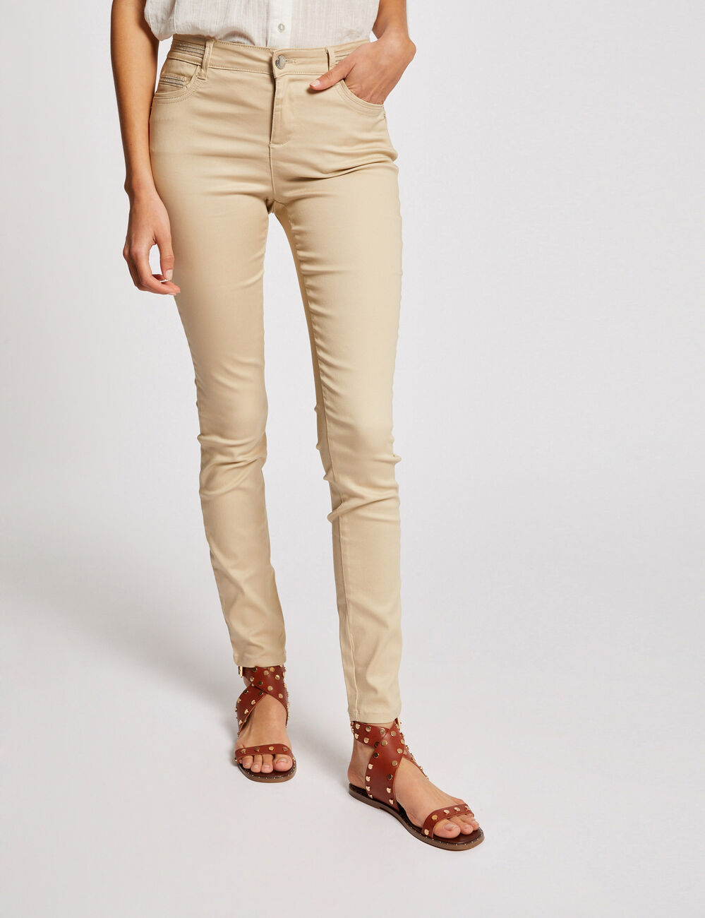 Gecoate slimfit broek zand vrouw