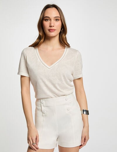 Rechte short met plooien helder wit vrouw