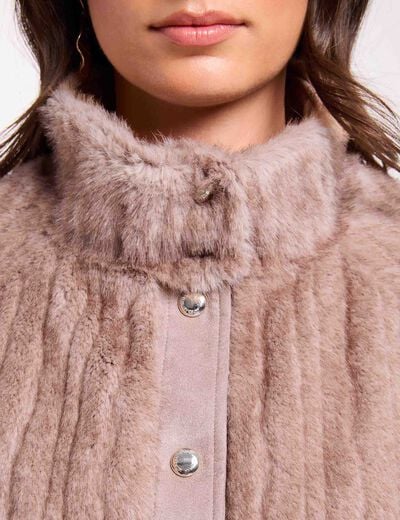 Manteau court fausse fourrure beige femme