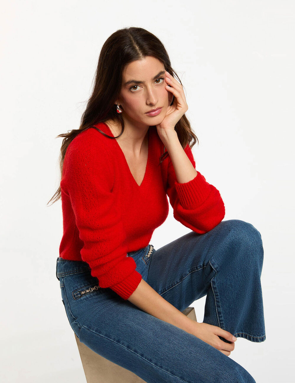 Pull court col v rouge femme