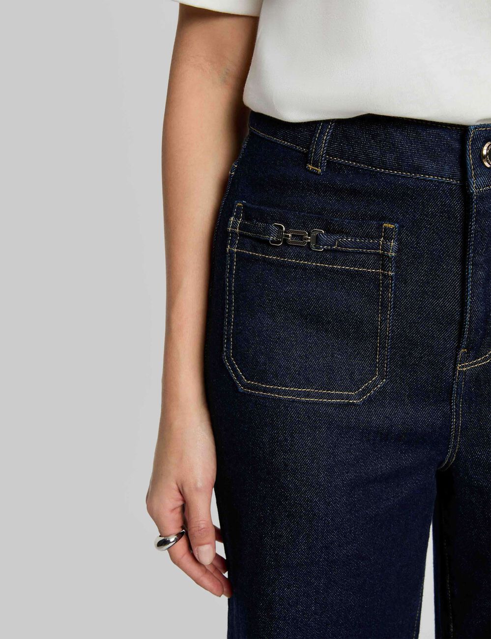 Wijde jeans met versieringen ruw denim vrouw