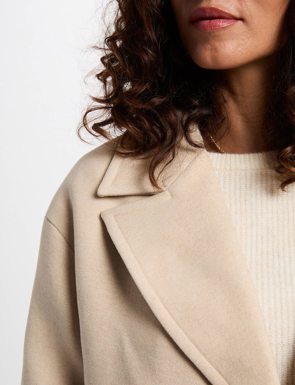 Manteau court bouclette beige femme