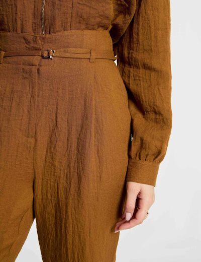 Hoog taille broek met carrot fit camel vrouw