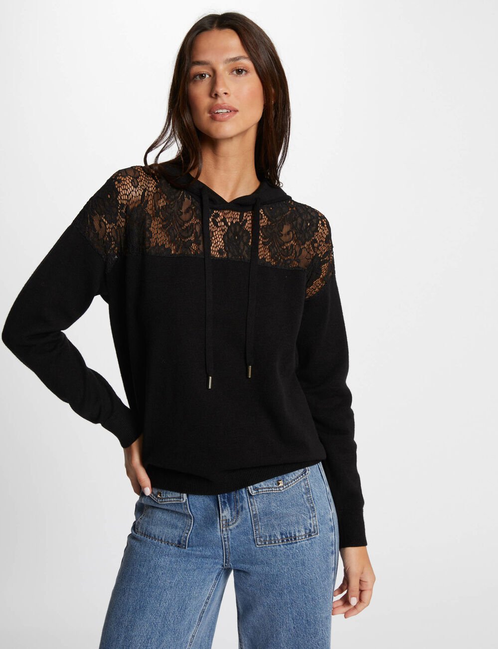 Pull capuche d&eacute;tails dentelle noir femme