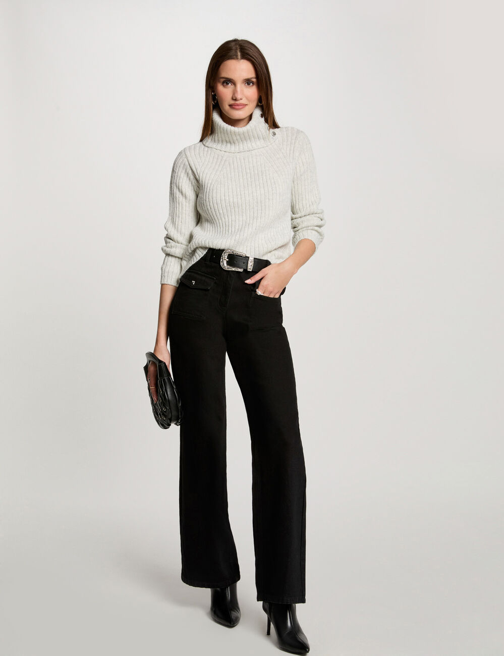 Pull col roul&eacute; &agrave; boutons gris clair femme
